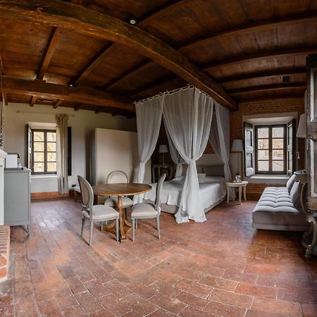 Castello Di Piovera Luaran gambar