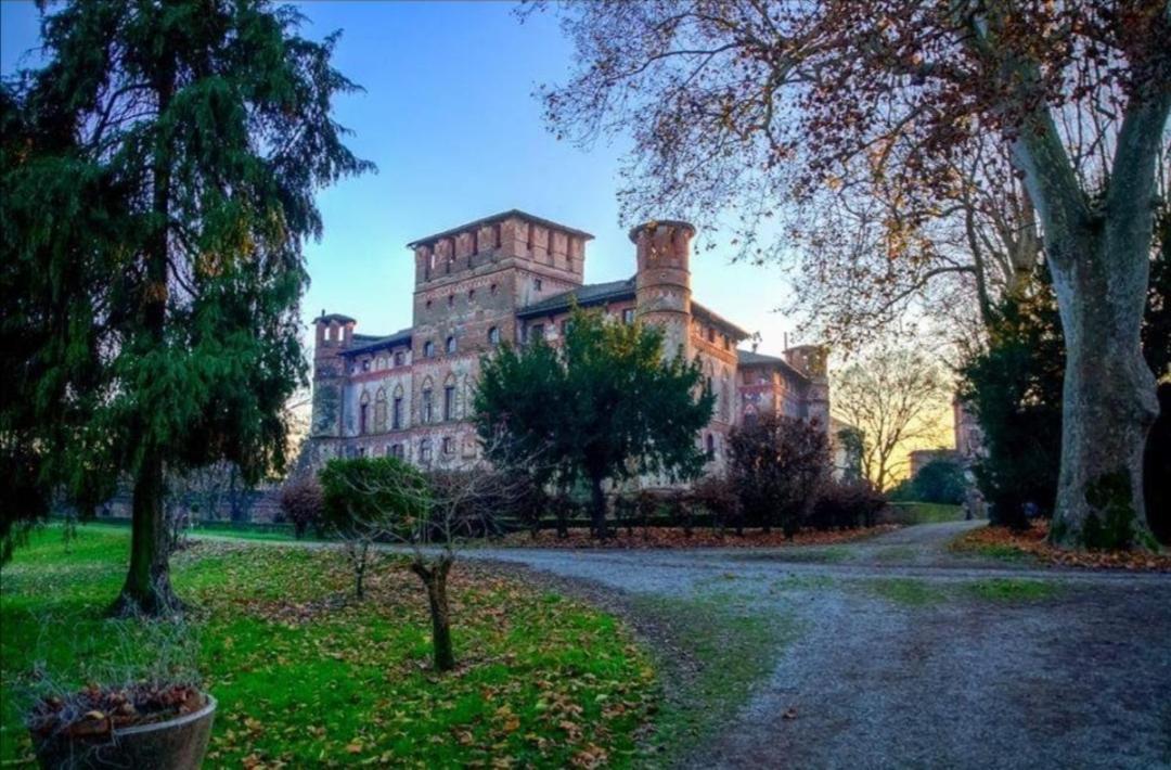 Castello Di Piovera Luaran gambar